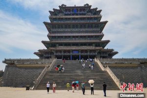 黄河岸边“一日游”：登鹳雀楼、观大铁牛、游普救寺